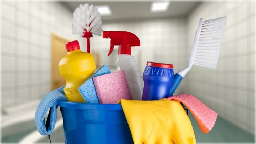 Professional mattress cleaning service in a Kennington home bedroom