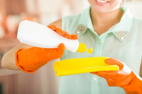 Recurring cleaning checklist and preparation tips for Kennington customers